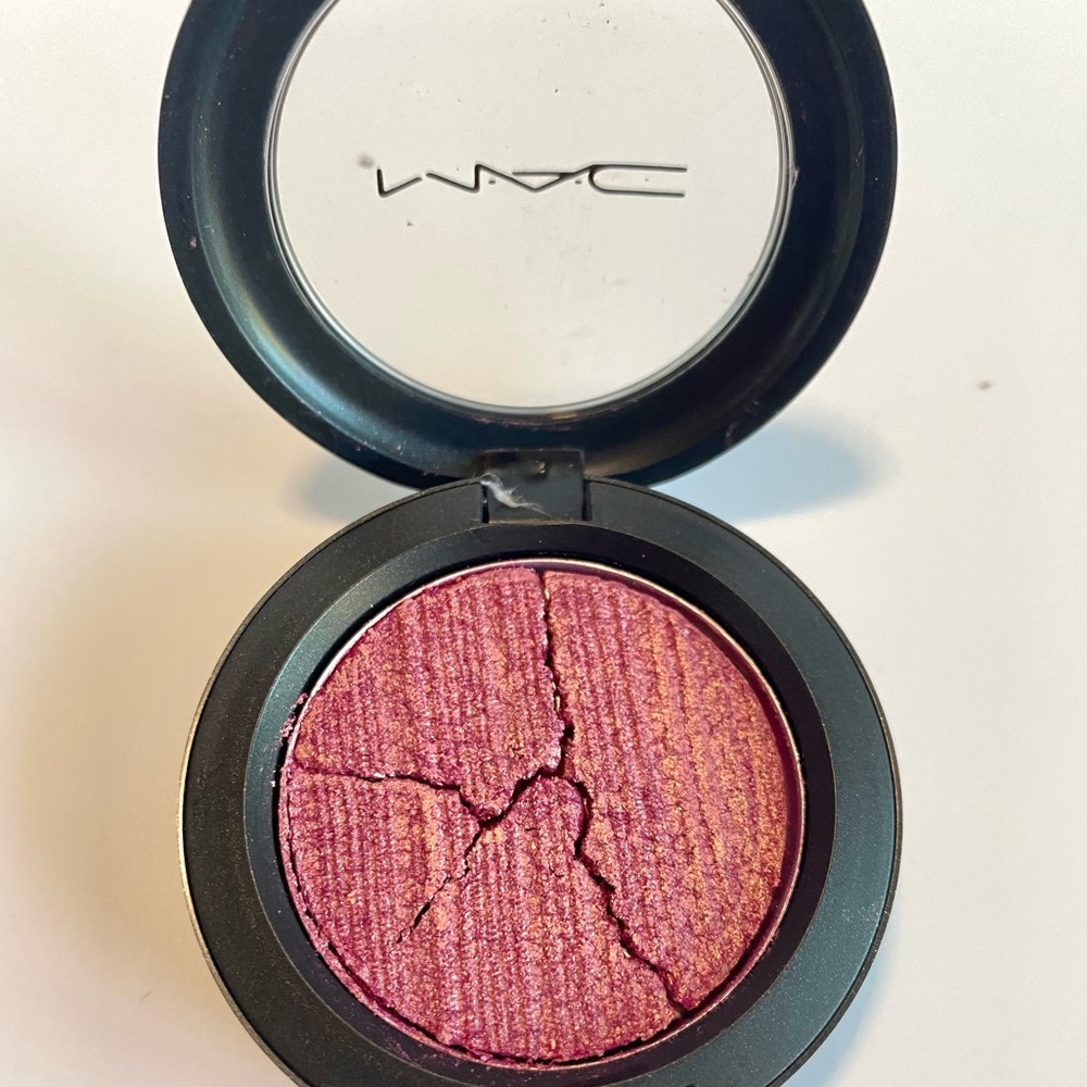 MAC Cosmetics Eyeshadow